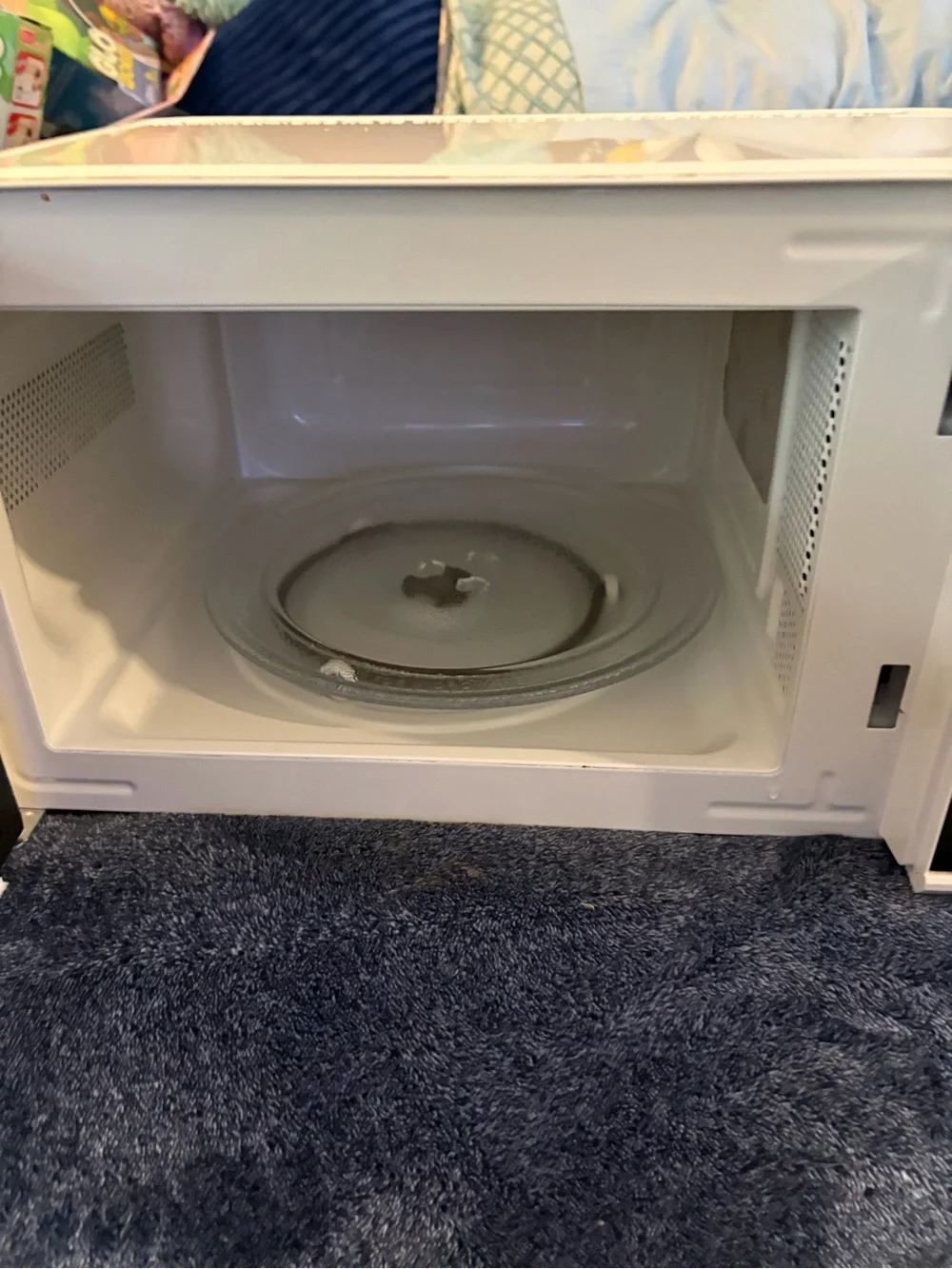 Compact Countertop Microwave Oven in White and Black
